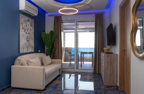 Katerini Apartment | Poseidon 6: Stylish 4th-Floor Escape with Comfort, Space, and Stunning Views!