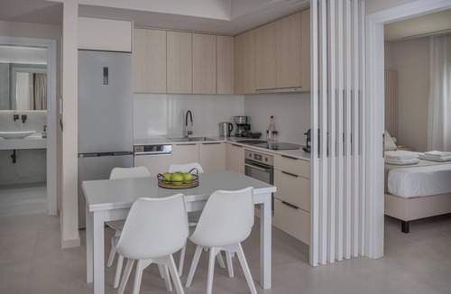 Gournai House | Potame Suite by Estia, Renia with Pool View