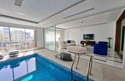Les Berges Du Lac II Apartment | Premium stay with Indoor Pool & parking