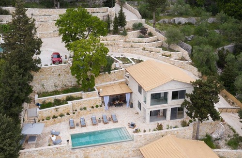 Ieromonachos Villa | Prenari I Villa - Three Bedroom Villa, Sleeps 5