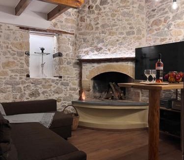 Prina Ski Chalet | Prina Stone Retreat
