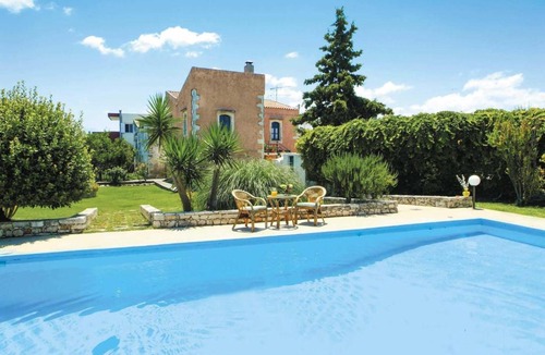 Prinos Villa | Prinos Villa Sleeps 4 Air Con WiFi
