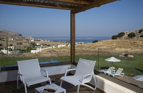 Pefkos Villa | Private Deluxe 3 bedroom villa in Lindos , villa Alkyoni
