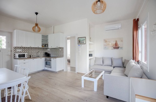 Glyfada Villa | Private house - Garden - Glyfada.