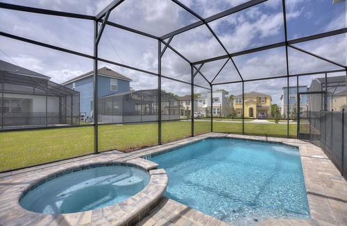 Bay Lake Villa | Private Pool, Spa and Premium Resort Amenities Included!