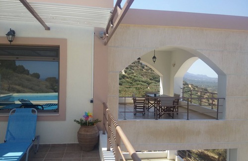 Pefki Villa | Private villa Kefali - private pool - spectacular view