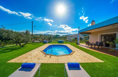 Vamos Villa | Private Villa Lima in Chania with Pool & Hot Tub