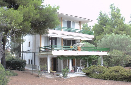 Metamorfosi Villa | Private villa on the beach in Halkidiki, Greece, only ten steps to the beach