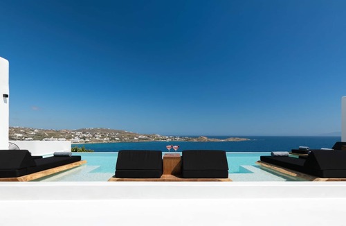 Paraga Villa | Pure luxury villa close to Nammos to cater even the most demanding travellers