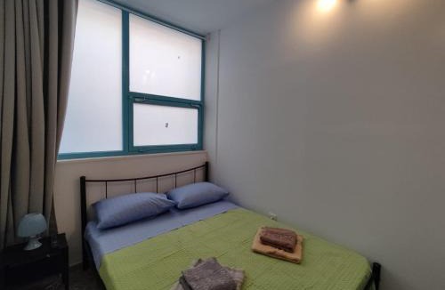 Petralona Apartment | PURE URBAN ACROPOLIS METRO PETRALONA