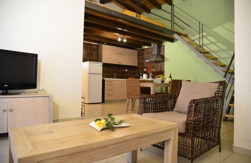 Agios Spyridon Corfu Apartment | Pyramid City Apartments