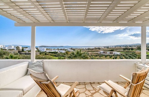 Chrissi Akti House | Quiet area with Beach access