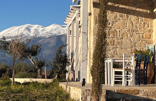 Pitsidia House | Quiet house in southern Crete, picturesque sea and mountain views, beach within walking distance