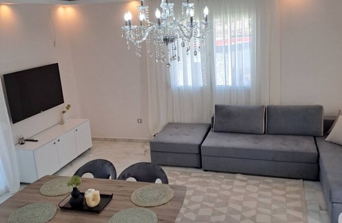 Pefkochori Villa | Quiet luxury villa with private Pool BBQ area & Pergolan