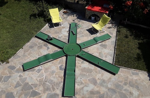 Nea Mesagkala Apartment | Quiet oasis of well-being for 2-5 persons, 300 m to the beach