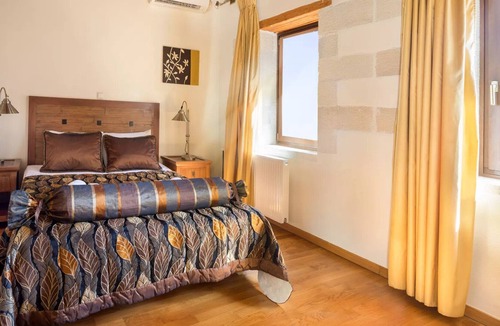 Makhairoi Villa | R 1037-Villa Sophia With Sea - Mountain View , Outdoor Jacuzzi & BBQ.
