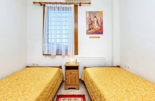 Keratsini-Drapetsona Villa | R 1204 Aspen Villa-Flora Villa with Sea View, Mountain View & Garden View