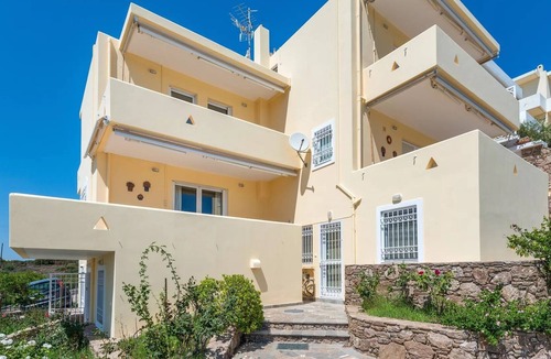 Lavreotiki Villa | R 1325 Villa Barite (6 bedroom)