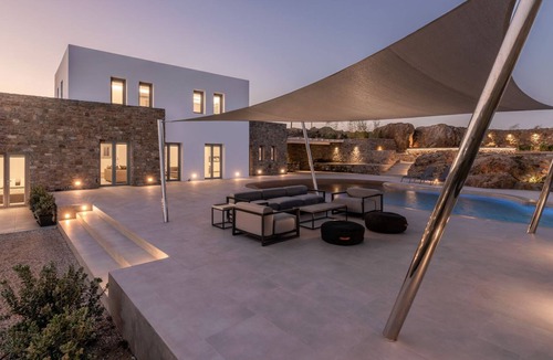 Plintri Villa | R 146 Luxury Villa with Private Pool Fantastic Views Outdoor Audio System