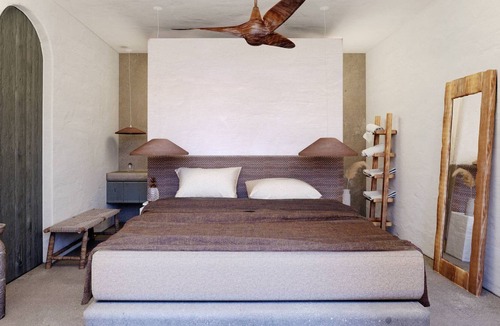 Exo Gialos Villa | R 1487 Two Bedroom Villa with Garden View, Soundproof Windows & House Wine and Fruit Basket upon arr
