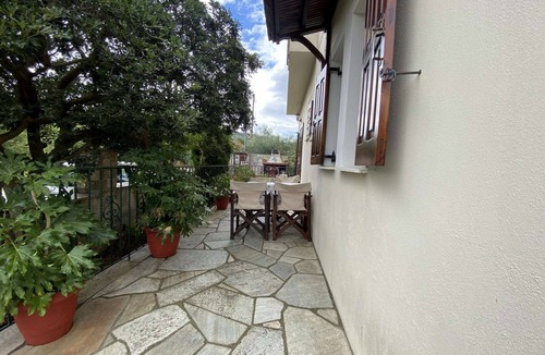 Kali Vrysi Apartment | Rafaela House Milina Pelion