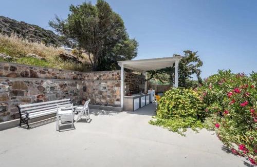 Milos House | Ralaki Cottage