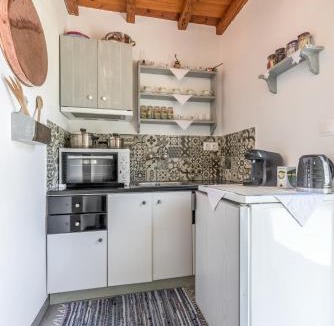 Milos House | Ralaki Cottage