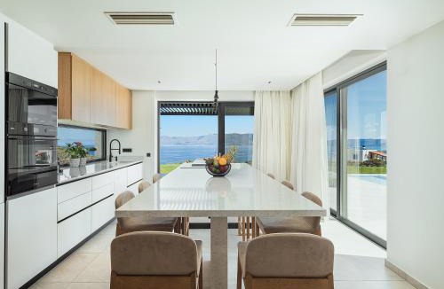 Kaliviani Villa | Rastoni Villa - 'Free' heated pool & panoramic view