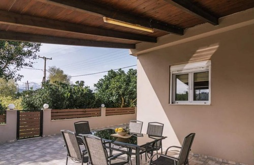 Kokinos Pirgos House | Redutopia in Kokkinos Pirgos