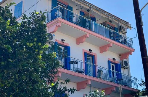 Fiskardo Apartment | Reginas studios & apartments - Bougainvillea Suite