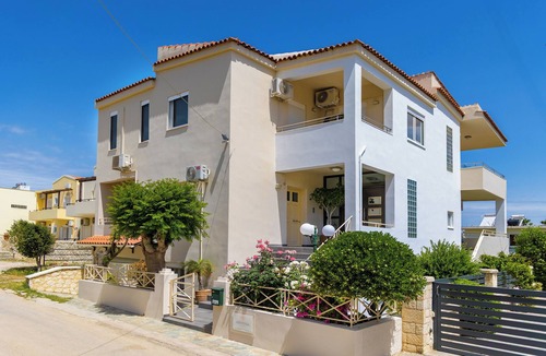 Almyrida Apartment | RELAXING APARTMENT NEAR SANDY BEACH