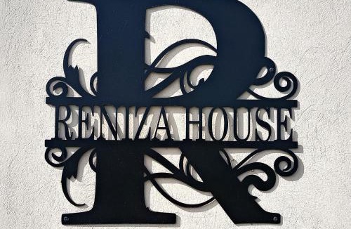 Kymi-Aliveri Apartment | Reniza House