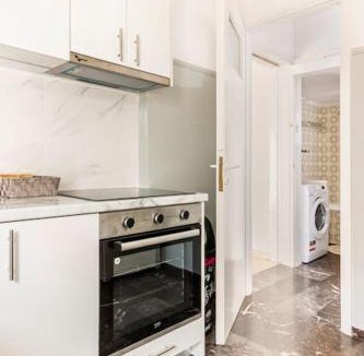 Athens Apartment | Renovated Central Apt-3min from Metro Station