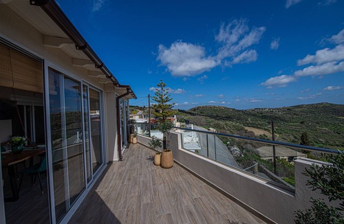 Kounavi House | RENOVATED HOUSE WITH UNLIMITED VIEW - A MAGICAL LANDSCAPE IN NATURE