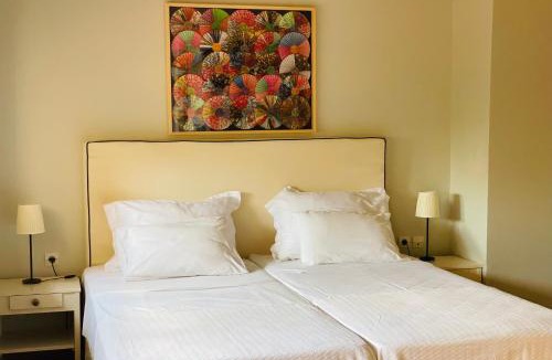 Zakharo Hotel | Rex Hotel - Bebeka's