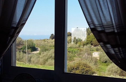 Kaminarata Apartment | RIFI PINE APARTMENT IN KEFALONIA