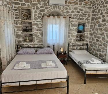 East Mani Apartment | Rigas stone tower east Mani 2