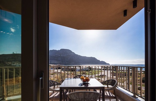 Monopari Apartment | RIRIKA Beach Living, New Feel-At-Home Luxury Beach Suite