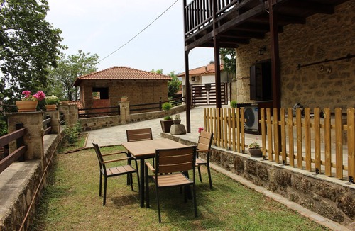 Kalambaka House | Rock and Stone - Stone mansion under the rock- 2BD