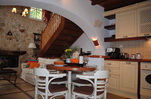 Platanias Town Villa | Rock House's Villa Melody, secluded with private pool and garden, very quiet!
