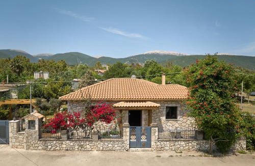 Sami Villa | Rodakas Seaside Nest