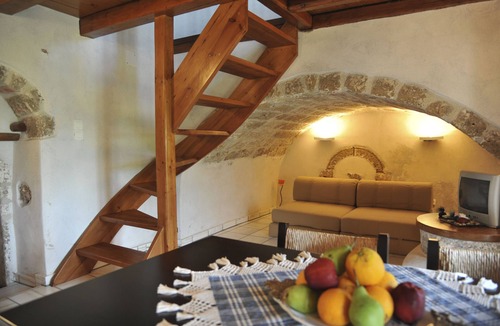 Monemvasia Apartment | Rodi House