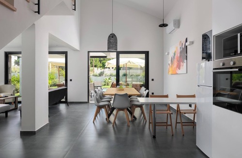 Asgourou Villa | Rokas Luxury Villas- Villa Sotiria
