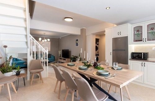 Lampini Villa | Romantic Villa