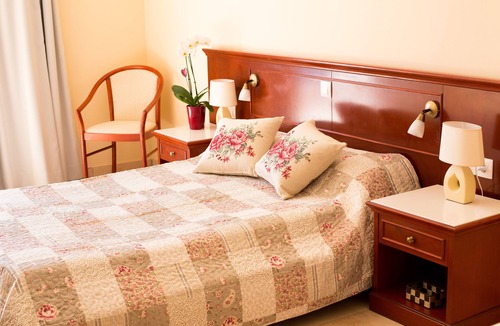 Notos Bed & Breakfast | Room for 2 With Magnificent View