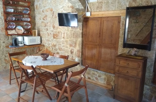 Halki House | rosalia apartment