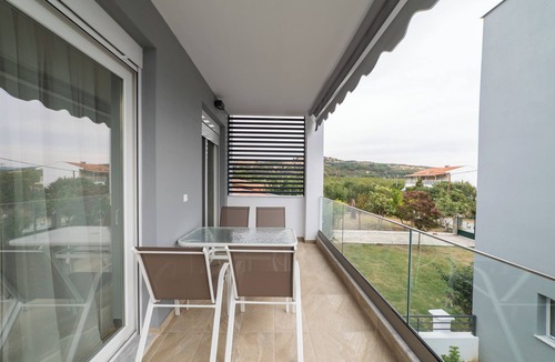 Paralia Ofryniou Apartment | Roxani -one-bedroom Apartment