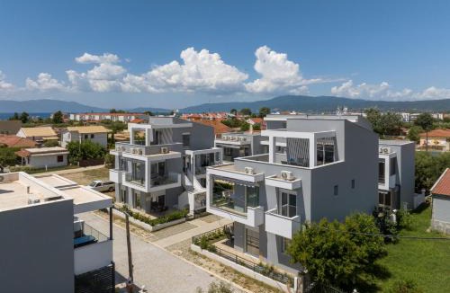 Paralia Ofryniou Apartment | Roxani Residential Complex