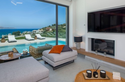 Kalyves Villa | Royal Bird, Stunning 4 Bedroom Seaview Villa, Private Pool, 700m From The Beach