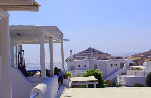 Kalafatis Condo | Royal Gem by Mykonos (Super Clean Pool Maisonette)